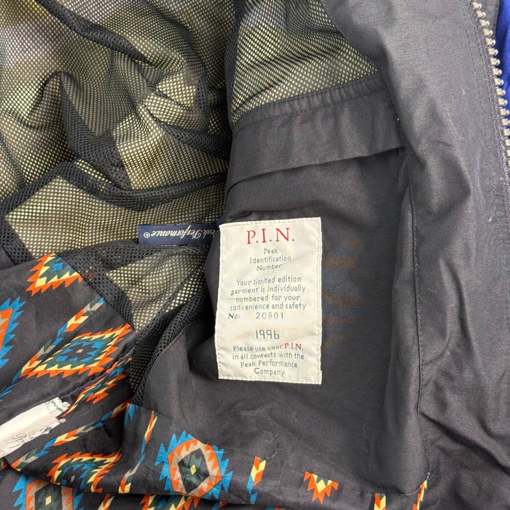 Vintage Peak Performance Gore-Tex Jacket Mens Medium Blue 1996 Limited Edition - Picture 4 of 7
